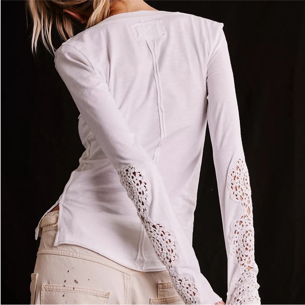 Free People Our Song Henley Top White Lace Cuff Long Sleeve XS NWT - Picture 12 of 13